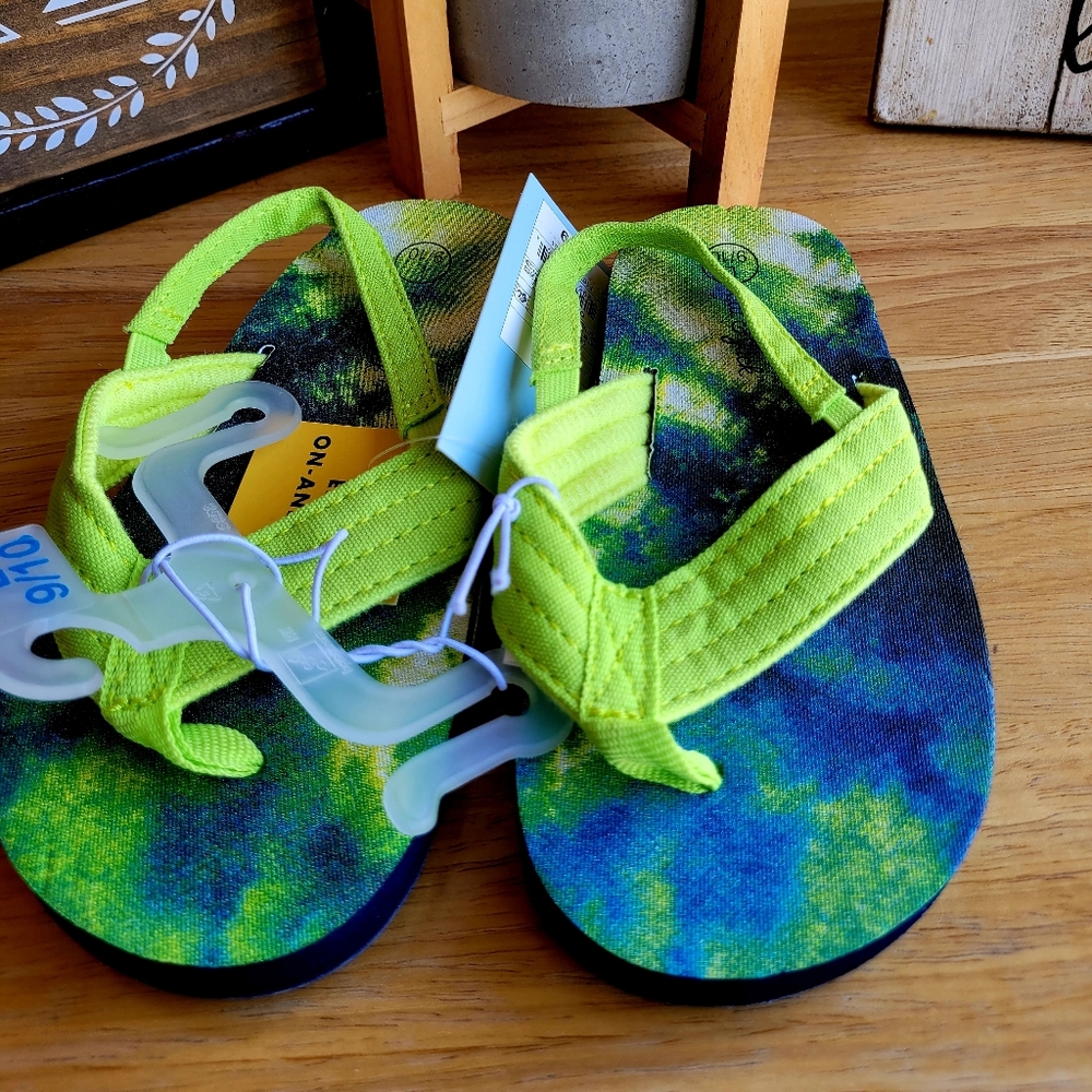 Cat & Jack Flip Flops